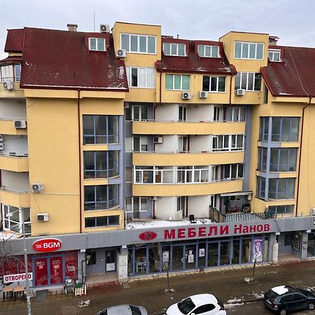City View Apartment With 2 Bedrooms And Free Garage Blagoevgrad Buitenkant foto