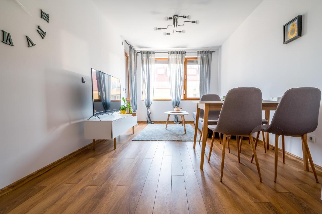 City View Apartment With 2 Bedrooms And Free Garage Blagoevgrad Buitenkant foto