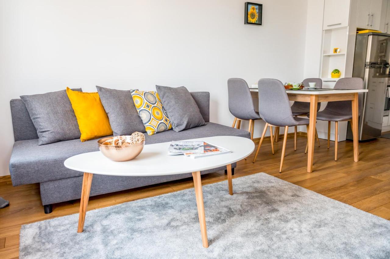 City View Apartment With 2 Bedrooms And Free Garage Blagoevgrad Buitenkant foto